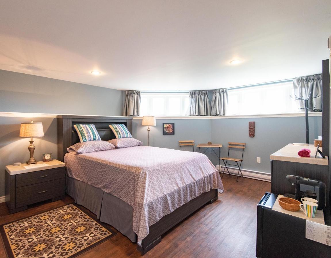 Chez Nous Bed & Breakfast Cornwall Bagian luar foto