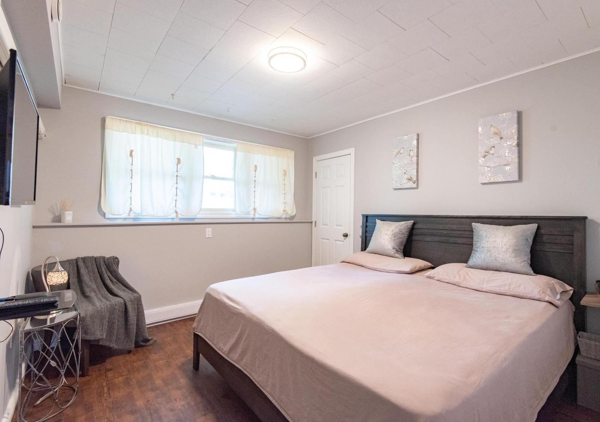 Chez Nous Bed & Breakfast Cornwall Bagian luar foto
