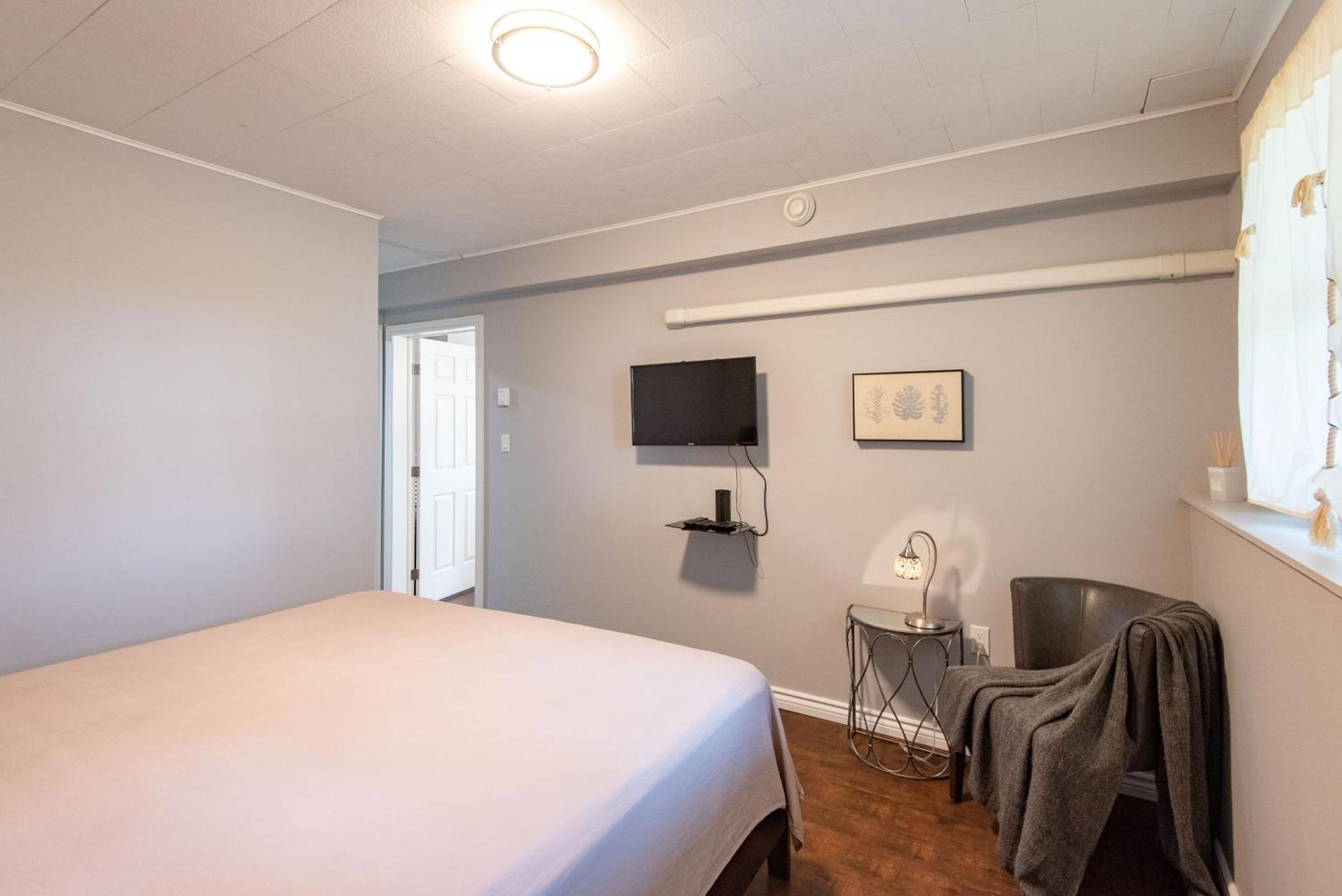 Chez Nous Bed & Breakfast Cornwall Bagian luar foto